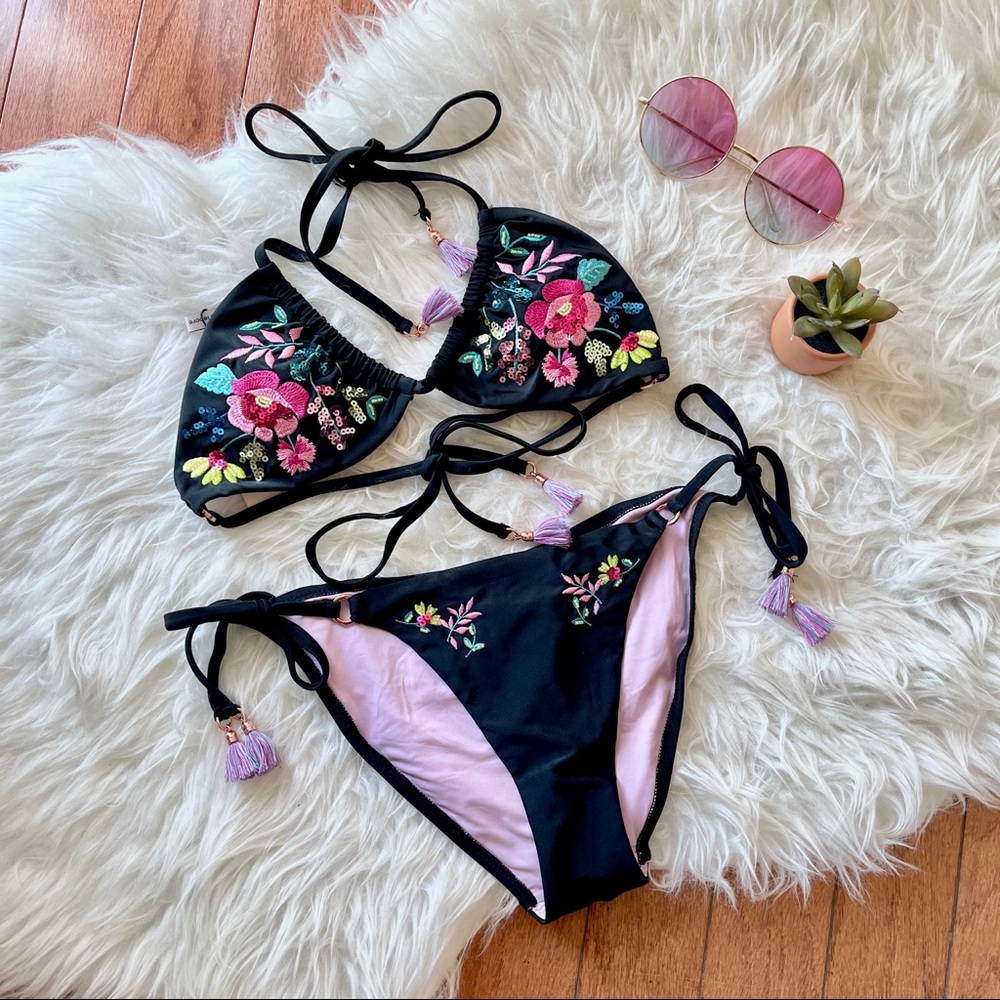 2-pc swimwear w/ free tube top